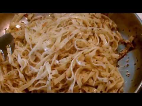 Pasta with truffle sauce: cooking recipes