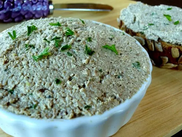 Pate from oyster mushrooms: photos, recipes