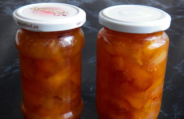 Peach confiture for the winter: 11 simple recipes