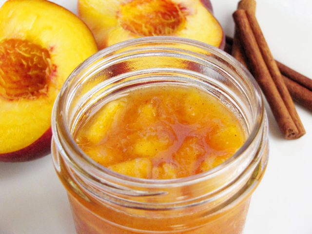 Peach jam for the winter: 13 simple recipes