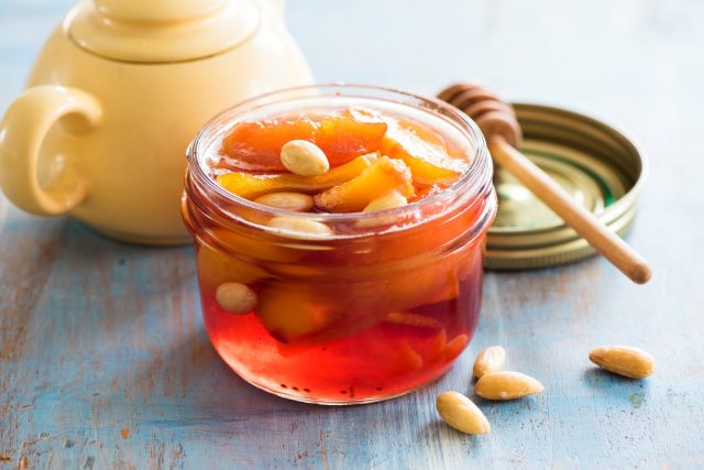 Peach jam for the winter: 28 simple recipes with photos