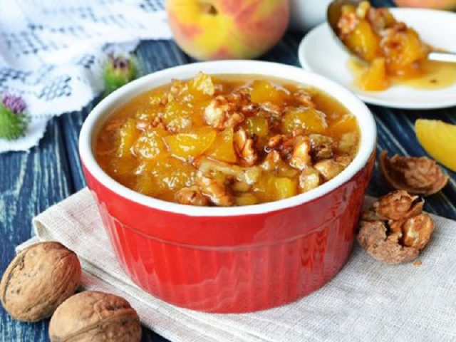 Peach jam with nuts: 7 recipes