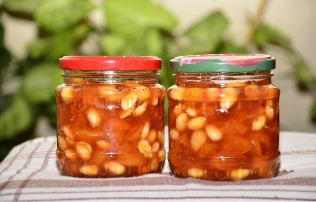 Peach jam with nuts: 7 recipes