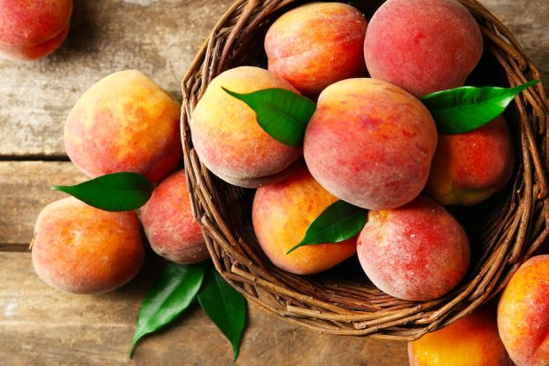 Peaches for the winter: golden recipes