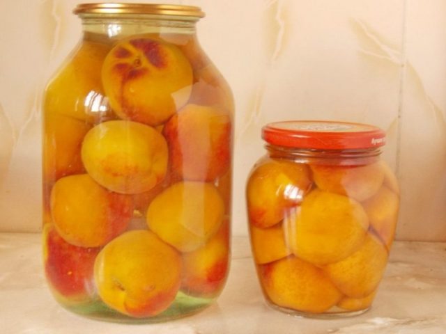 Peaches in own juice