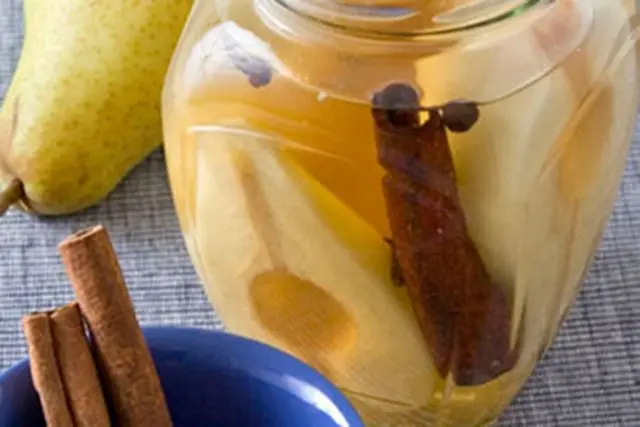 Pear compote for the winter without sterilization