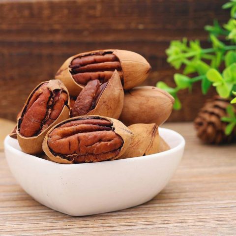 Pecan nut: benefits and harms