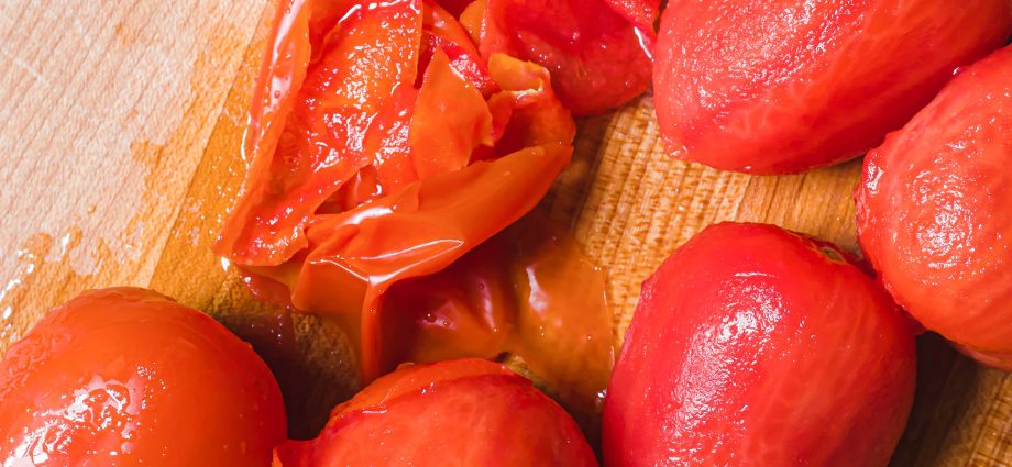 Peelless Tomatoes: 4 Simple Recipes