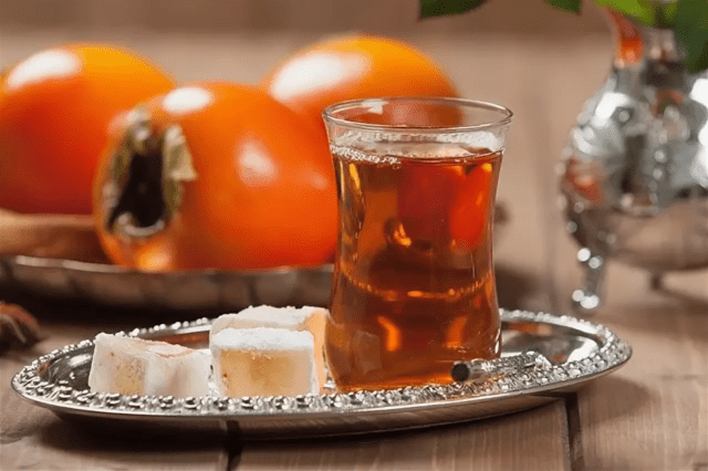 Persimmon wine at home: simple recipes