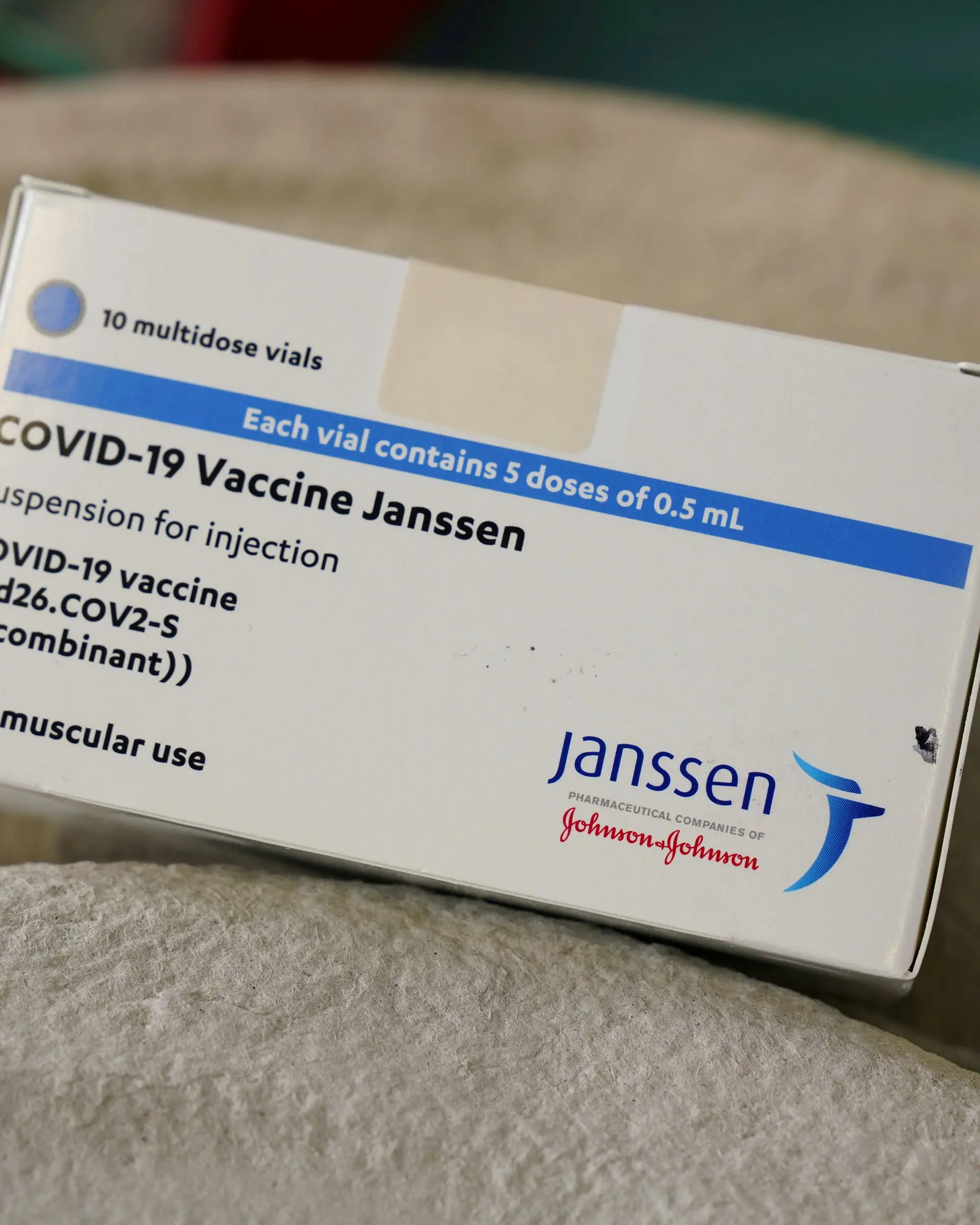 Pfizer or Moderna instead of Johnson &#038; Johnson. CDC experts recommend