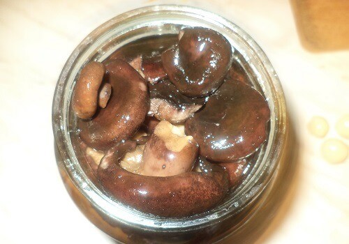 Pickled black mushrooms