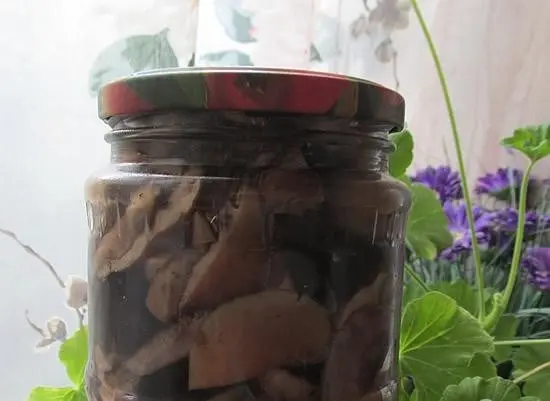 Pickled black mushrooms