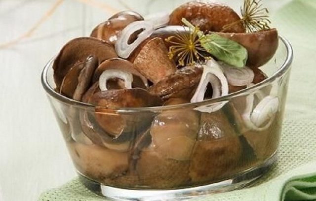 Pickled boletus: recipes for the winter