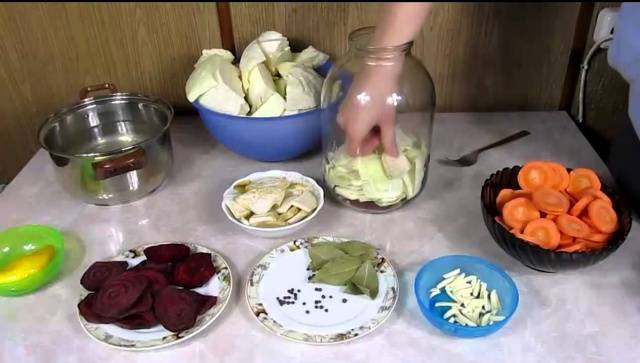 Pickled cabbage in Georgian: recipe