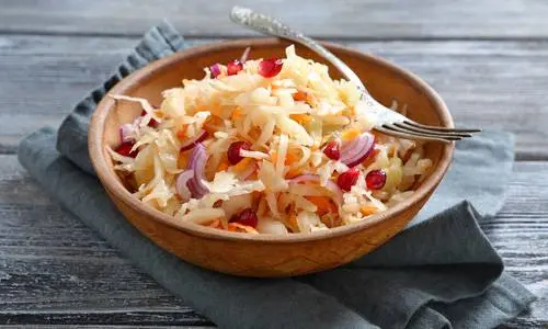 Pickled Cabbage with Oil and Vinegar