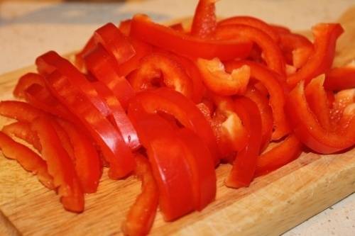 Pickled cauliflower with tomatoes