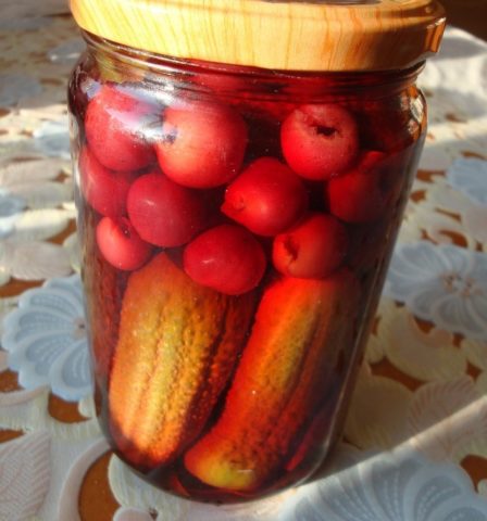 Pickled cherries for the winter: recipes for a snack, like olives, spicy, for meat, in Azerbaijani