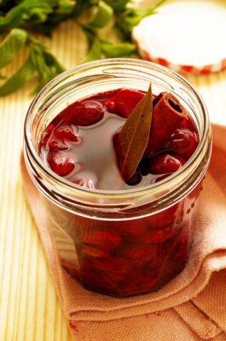 Pickled cherries for the winter: recipes for a snack, like olives, spicy, for meat, in Azerbaijani