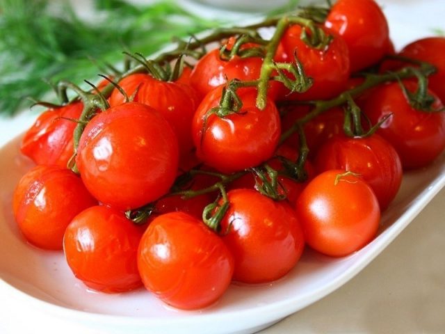 Pickled cherry tomatoes