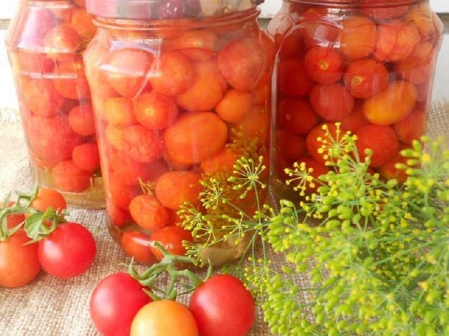 Pickled cherry tomatoes