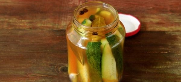 Pickled cucumbers: how to properly preserve crispy vegetables in brine without sterilization, vinegar, in Korean