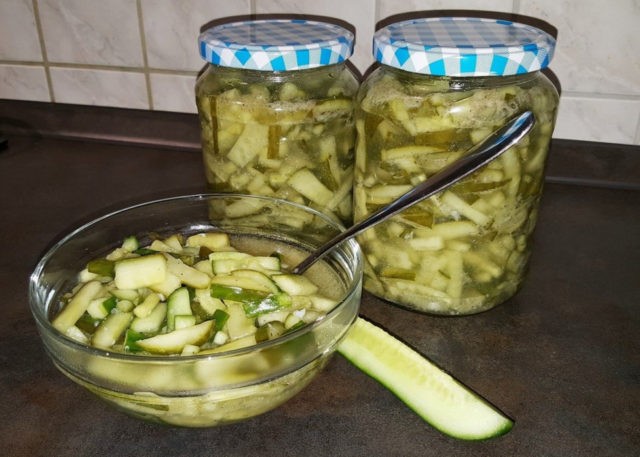 Pickled cucumbers in Polish: recipes for the winter