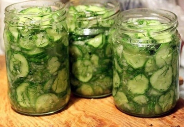 Pickled cucumbers in Polish: recipes for the winter