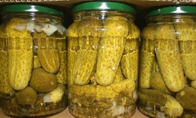 Pickled cucumbers like Bulgarian (in Bulgarian): the most delicious recipes for the winter with onions, carrots