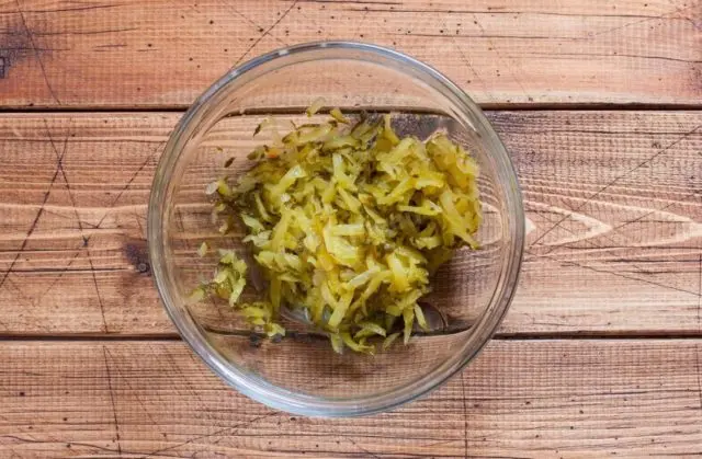 Pickled cucumbers on a grater for the winter: the best cooking recipes