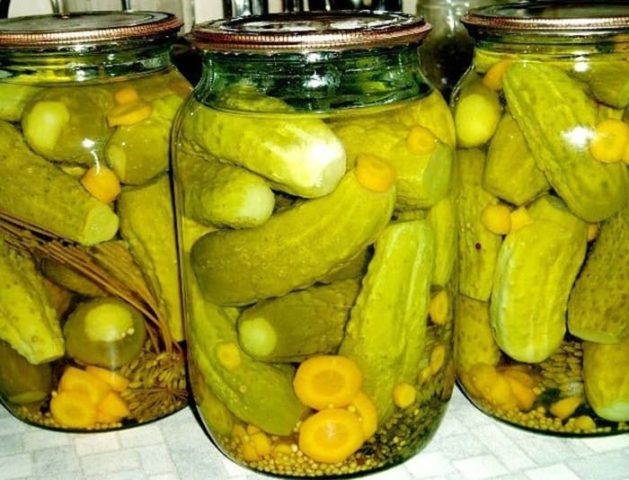 Pickled cucumbers with lemon for the winter: recipes, reviews