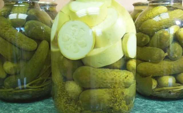 Pickled cucumbers, zucchini and peppers for the winter: recipes for cooking assorted vegetables