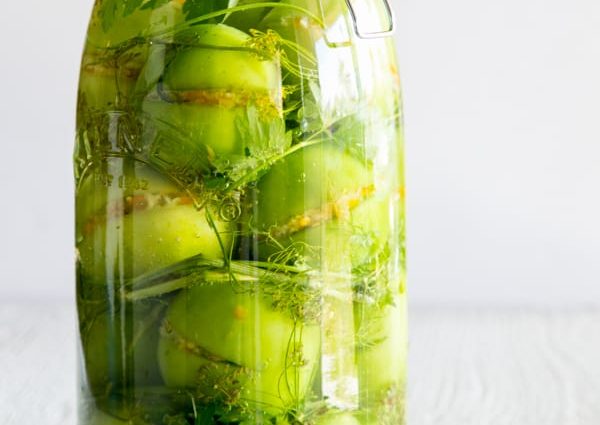 Pickled green tomatoes with stuffing