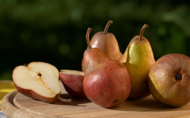 Pickled pears for the winter: recipes