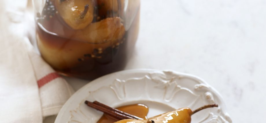 Pickled pears for the winter: recipes