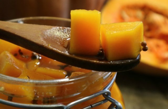 Pickled pumpkin: 11 recipes for the winter