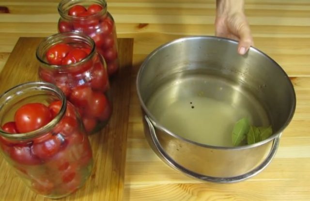 Pickled tomatoes for the winter