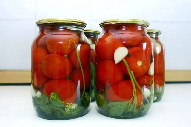 Pickled tomatoes for the winter with aspirin