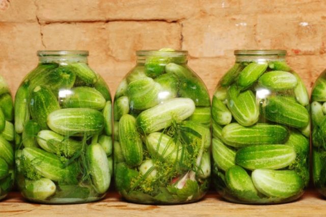 Pickles with fermentation (stray, fermented) for the winter: the best recipes for a 1-liter jar