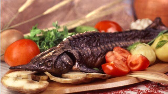 Pike hot, cold smoked at home: recipes with photos, videos