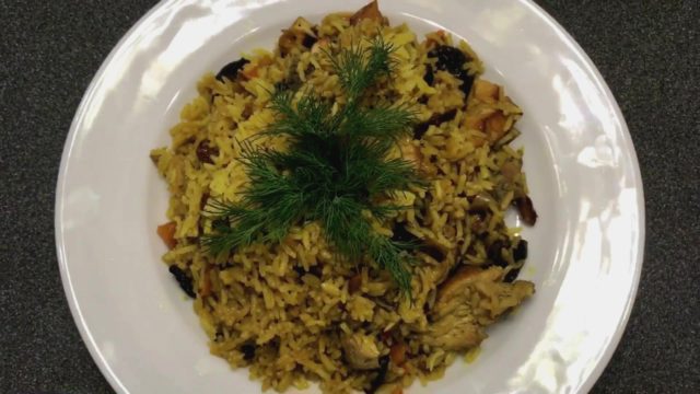 Pilaf with champignons: recipes with and without meat, step by step photos