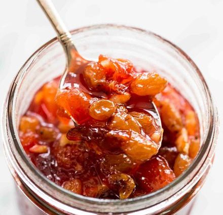 Plum jam with orange