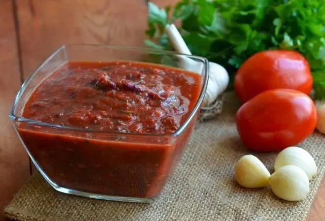 Plum tkemali sauce: a recipe for the winter