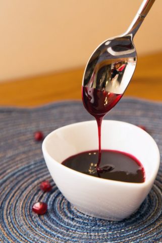 Pomegranate Syrup from Turkey: Application and Recipes