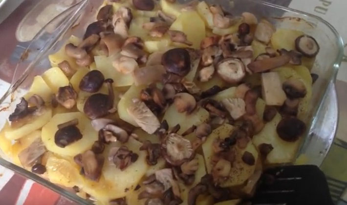 Porcini mushrooms baked in the oven