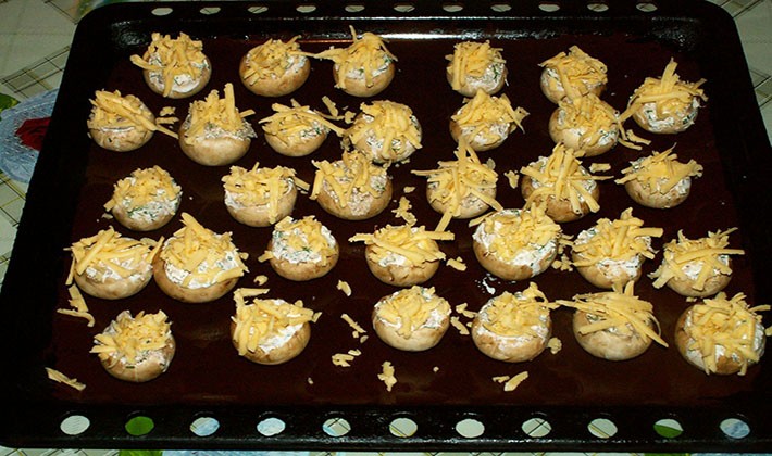 Porcini mushrooms baked in the oven