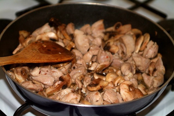 Pork with oyster mushrooms: recipes for mushroom dishes with meat