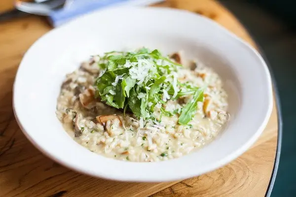 Porridge and risotto with mushrooms: cooking recipes