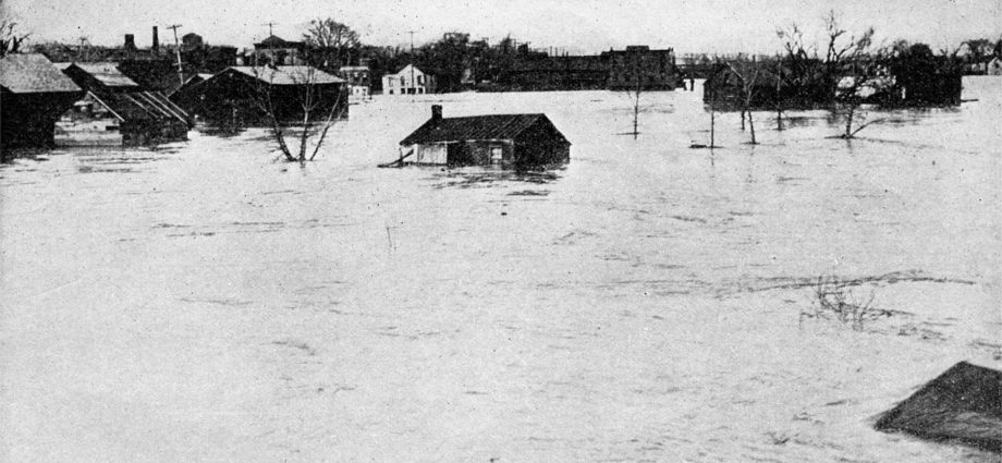 Post-flood epidemics. What is sick after &#8220;great water&#8221;?