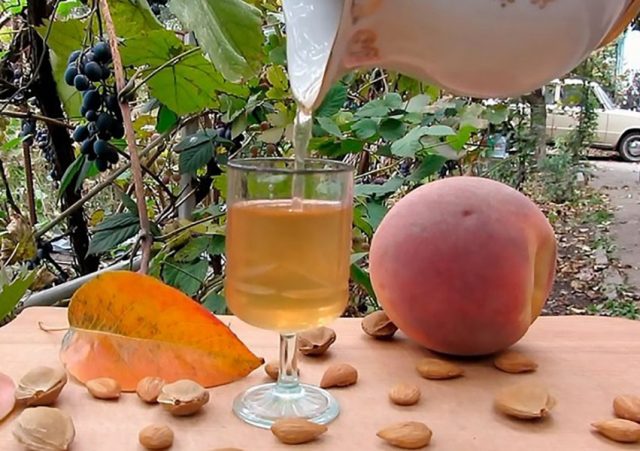 Pouring peach at home