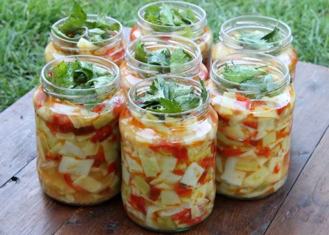 Preparations from zucchini, cucumbers and tomatoes for the winter: recipes for canning salads